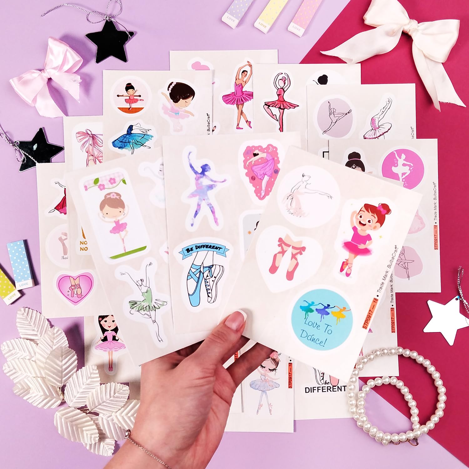 【専用出品】女の子ステッカー 35枚 ステッカー 女の子 ガール 防水 耐水 シール 詰め合わせ 車